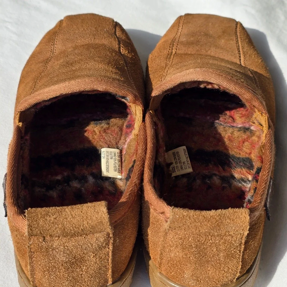 Muk Luks Mens‎ Size 11 Brown Suede Slip On Slipper Shoes Fleece Indoor Outdoor